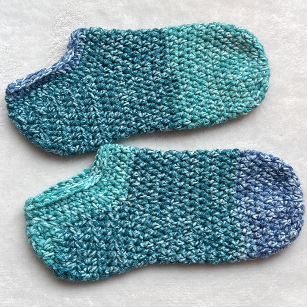 ❄️ Handmade Crochet Set - Picture 3 of 3